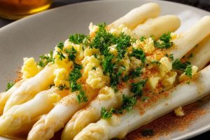 asperges à la flamande